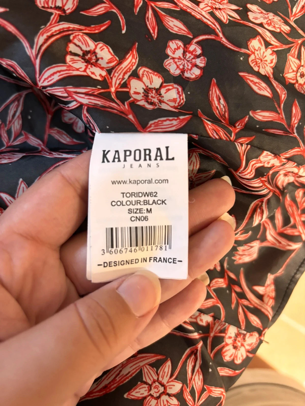 Zwarte faux lederen perfecte jas met bloemvoering Kaporal (Model Torid) Maat M (38) – photo 13
